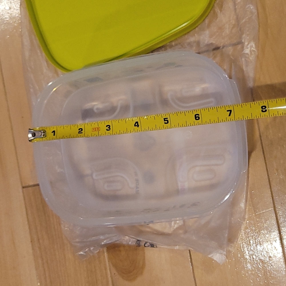 Tupperware Fridgesmart Small New - Picture 8 of 9